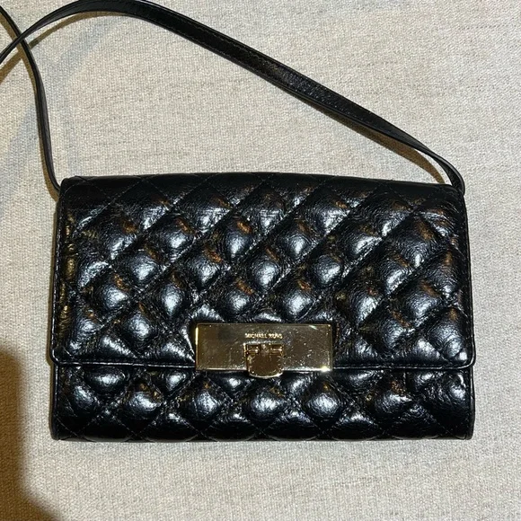 Michael Kors Quilted Crossbody - Picture 5 of 11